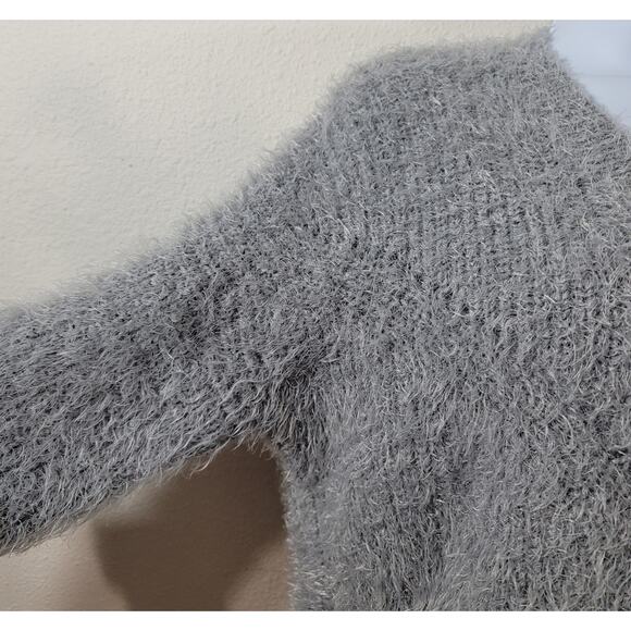 Pink Rose Gray Fuzzy V Neck Drop Shoulder Sweater Small Lightweight Soft Stretch - Picture 6 of 6